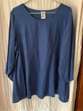 Blue Linen Scoop Neck Tunic Top by Match Point